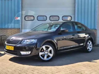 SKODA OCTAVIA 1.2 TSI GRT AMB. BNS