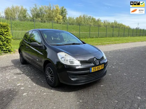 Renault Clio 1.2-16V Business Line