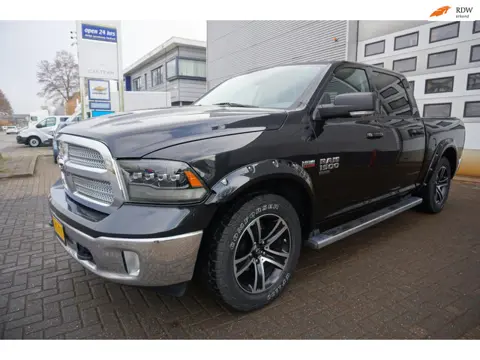 Dodge Ram 1500 5.7 V8 4x4 Crew Cab LPG / MARGE / NAVI / CAMERA / LEER