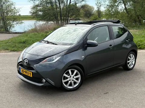 Toyota Aygo 1.0 VVT-i x-wave CABRIO Carplay Camera Xenon