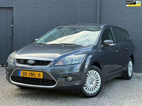 Ford Focus Wagon 1.8 Titanium Flexi Fuel NAVI | AIRCO | TREKHAAK | CRUISE | NWE APK