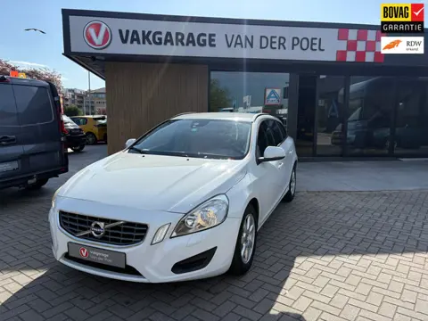 Volvo V60 1.6 T3 Kinetic