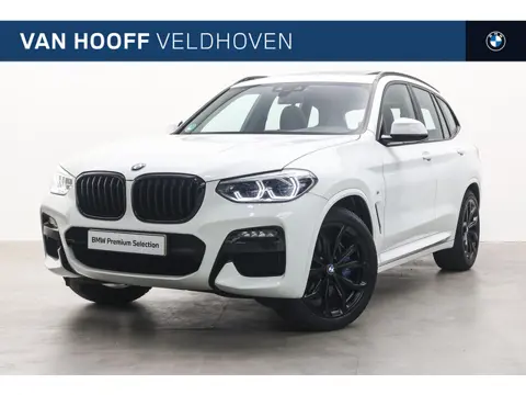 BMW X3 xDrive20i High Executive M Sport Automaat / Panoramadak / Sportstoelen / Adaptieve LED / Stoe