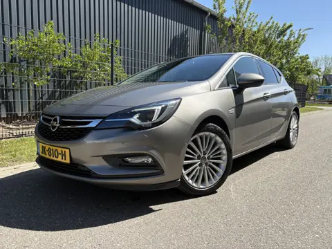 Opel Astra 1.6 Turbo Innovation / 200pk! / LEER / NAVI / LED / CAMERA / 89dkm! NAP!