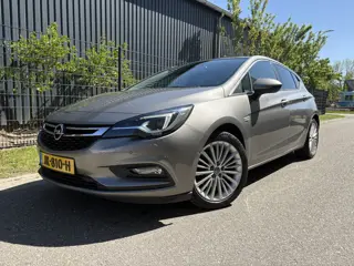 Opel Astra 1.6 Turbo Innovation / 200pk! / LEER / NAVI / LED / CAMERA / 89dkm! NAP!