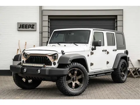 Jeep Wrangler Unlimited 3.6 Sahara - Fuel velgen 20 inch