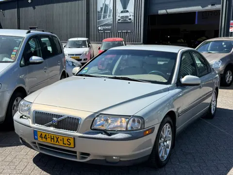Volvo S80 2.4 Dynamic Airco Cruise Apk tot 06-03-2027