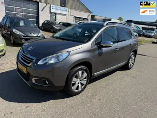 Peugeot 2008 1.2 PureTech Blue Lease Executive Bj:2015 NAP!