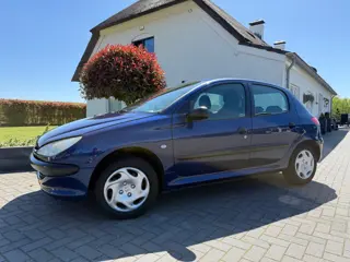 Peugeot 206 1.4 XT / Bj: 2002 / apk tot 09-2026!