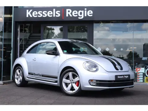 Volkswagen Beetle 1.4 TSI Sport Nieuwstaat! | keyless | Xenon | Sensoren | Navi