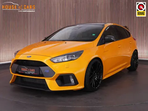 Ford Focus ST-2 2.0 250pk |Bull-X|RS-bumper & spoiler|Eibach verlagingsveren|Sony|cruise control|bi-