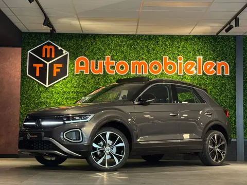 Volkswagen T-Roc 1.5 TSI Sport IQ.Drive |PANO|150PK|BEATS|BOMVOL