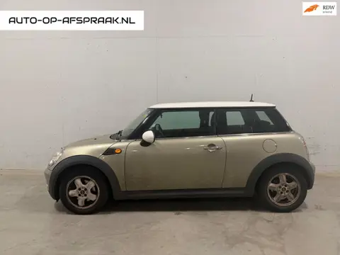 Mini Mini 1.6 Cooper Pepper Airco APK t/m 2027