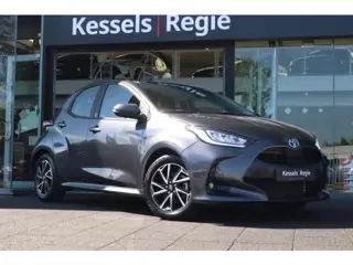 Toyota Yaris 1.5 Hybrid Team | ACC | LED | Camera | CarPlay | Clima | 16”