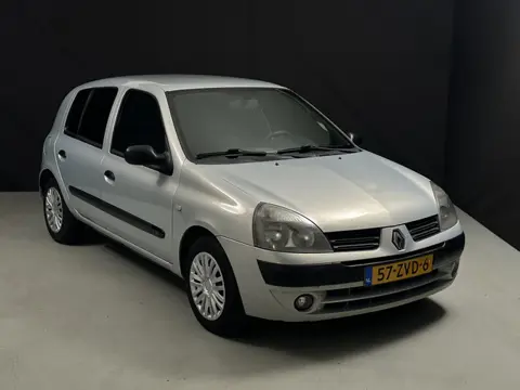 Renault Clio 1.2 Authentique Basis *AC* (bj 2004)