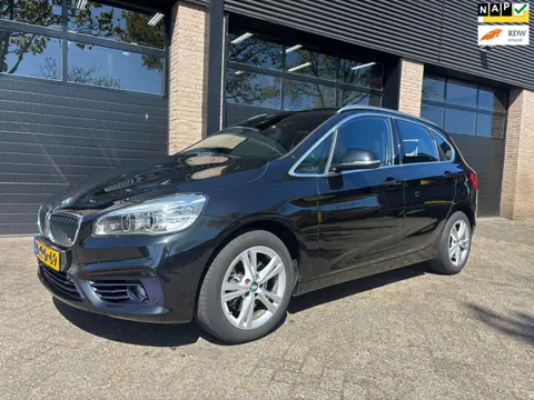 BMW 2-serie Active Tourer 218i Executive Sport Automaat.Trekhaak,Pano