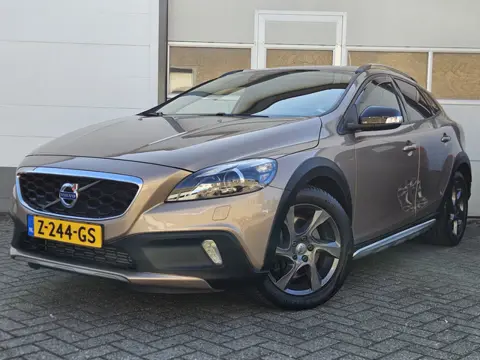 Volvo V40 Cross Country 2.5 T5 AWD 5-Cilinder / Automaat / 255pk!