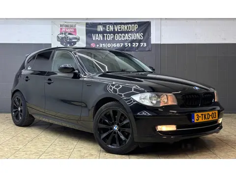 BMW 1-serie 116i High Executive /Rijklaar Met nieuwe APK/ Rijdt &schakelt perfect