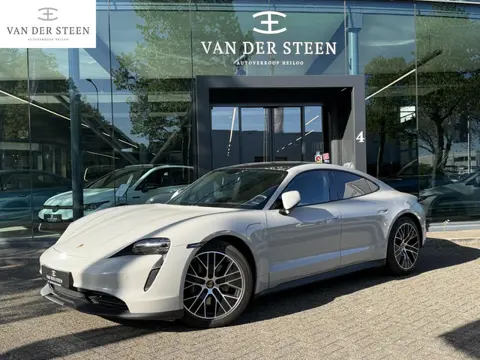 Porsche Taycan Performance 93 kWh Passenger Display | Pano | Chrono | 360 Camera