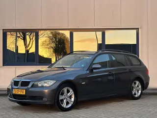 BMW 3-serie Touring 320i