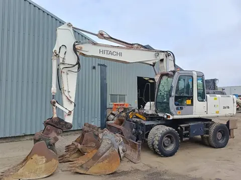 Hitachi ZX 180 W mobile excavator bagger graafmachine 18 T