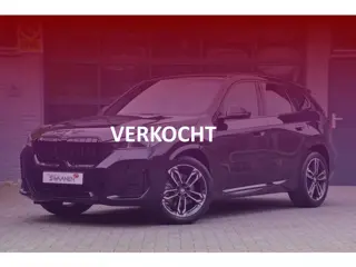 BMW X1 sDrive20i M Sport | ACC | Head up | Leer | 360 camera