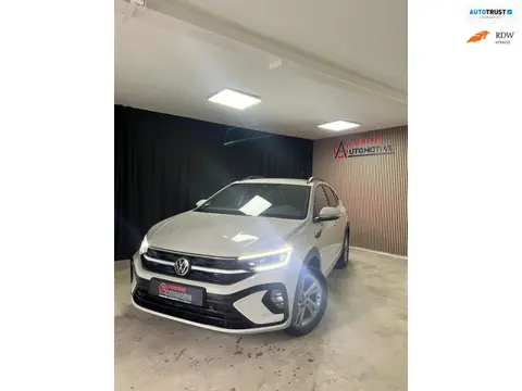 Volkswagen Taigo 1.0 TSI 110PK R-Line Business Automaat | Achteruitrijcamera | Apple CarPlay | Adapt