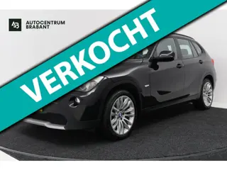 BMW X1 XDrive28i Executive (PANORAMADAK, STOELVERWARMING, PARKEERSENSOREN, SPORTSTOELEN, XENON)