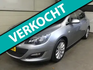 Opel Astra 1.4 Turbo Cosmo - Trekhaak - Cruise Control