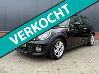 Mini Cooper Business Line 1.6 (12 mnd BOVAG garantie)
