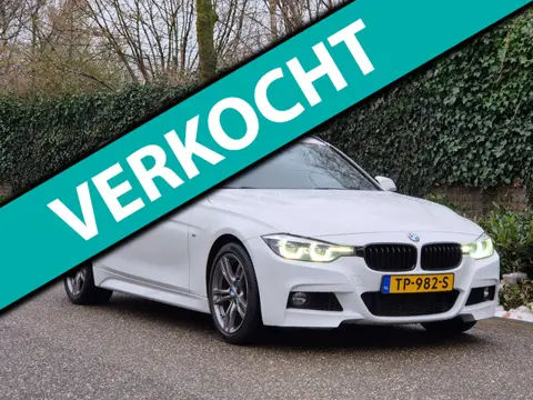 BMW 3-serie Touring M Sport 330i Uitlaat 6WB Apple CarPlay NBT EVO Sport uitlaat Breedset M velgen M
