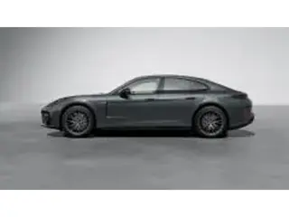 Porsche Panamera 4 E-Hybrid