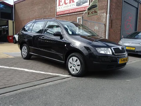 Škoda Fabia Combi 1.4-16V Choice (bj 2004)