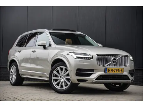 Volvo XC90 2.0 T8 Twin Engine AWD Inscription, 7-PERSOONS, PANO, LEDER
