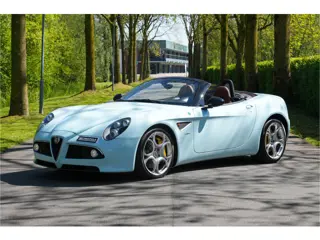 Alfa Romeo 8C Spider M1153 (bj 2009, automaat)