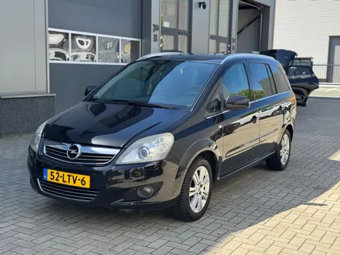 Opel Zafira 1.8 Cosmo