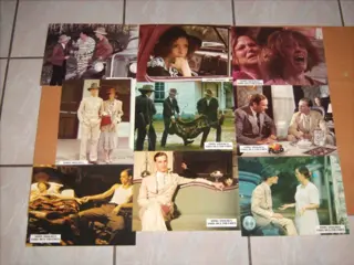 THIEVES LIKE US lobbycard set.