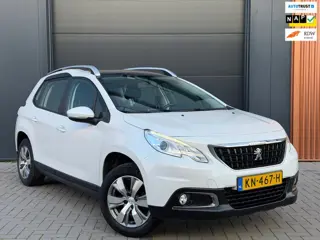 Peugeot 2008 1.2 PureTech Blue Lion|100% Dealer Onderhouden|Pano|Trekhaak|Navi|Parkeersensoren|Cruis