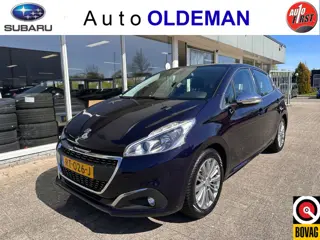 Peugeot 208 1.2 PureTech Blue Lease Executive Navi LM velgen Carplay ECC