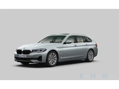 BMW 5-serie Touring 530e High Executive | Soh 100% | PANO | LASER | ACC | Comf stoelen