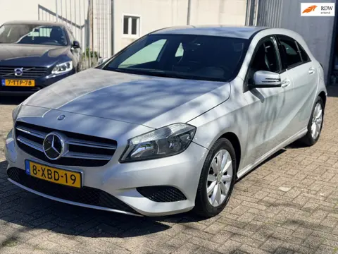 Mercedes-Benz A-klasse 180 Ambition Bj:2013 Aut. Airco Leder Cruise Control NAP