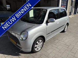 Daihatsu Trevis 1.0 AUTOMAAT/AIRCO/NW APK (bj 2006)