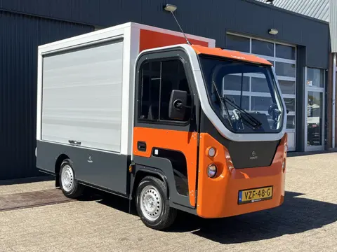 Cargolev CARGOLEV TC 100% Elektrische Gesloten laadbak Lift Oprijplaat Stadsauto Distributie Elektri