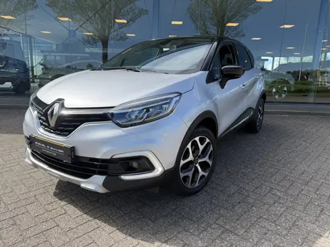 Renault Captur 0.9 TCe Intens ** Navigatie ** Trekhaak ** Facelift