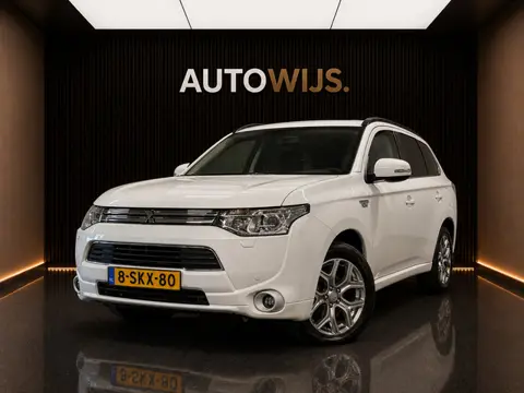 Mitsubishi Outlander 2.0 PHEV instyle+|PANO|LEDER|ONDERHOUDEN|TREKHAAK|NL AUTO