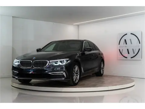 BMW 5 Serie 520i High Executive Edition 184PK | NL AUTO+NAP | Sfeer | LED | Trekhaak | Memory&Leder 