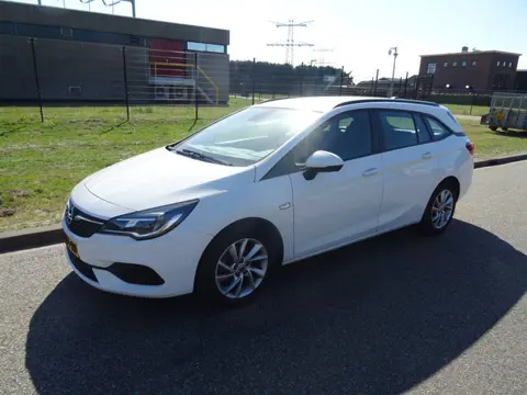 Opel Astra Sports Tourer 1.2 Edition