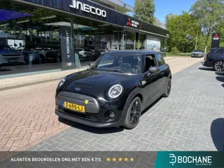 Mini Mini Electric MINI Yours 33 kWh | Leder | Premium Audio | Panoramadak | Camera | SOH 96.2% |