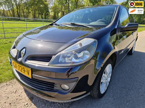 Renault Clio 1.6-16V Rip Curl met airco en schuifdak