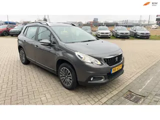 Peugeot 2008 1.2i 110pk 61.000km Airco Cruise Navi Pano Trekhaak 1250kg.